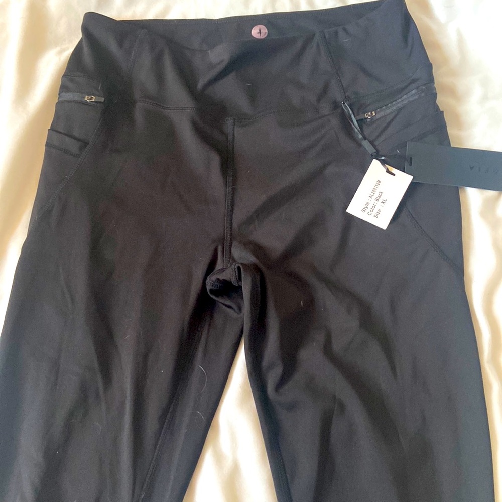 New with tag R.Sofia active performance joggers pants